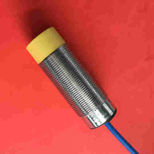 圓柱型LJE130-24150K電感式接近開關