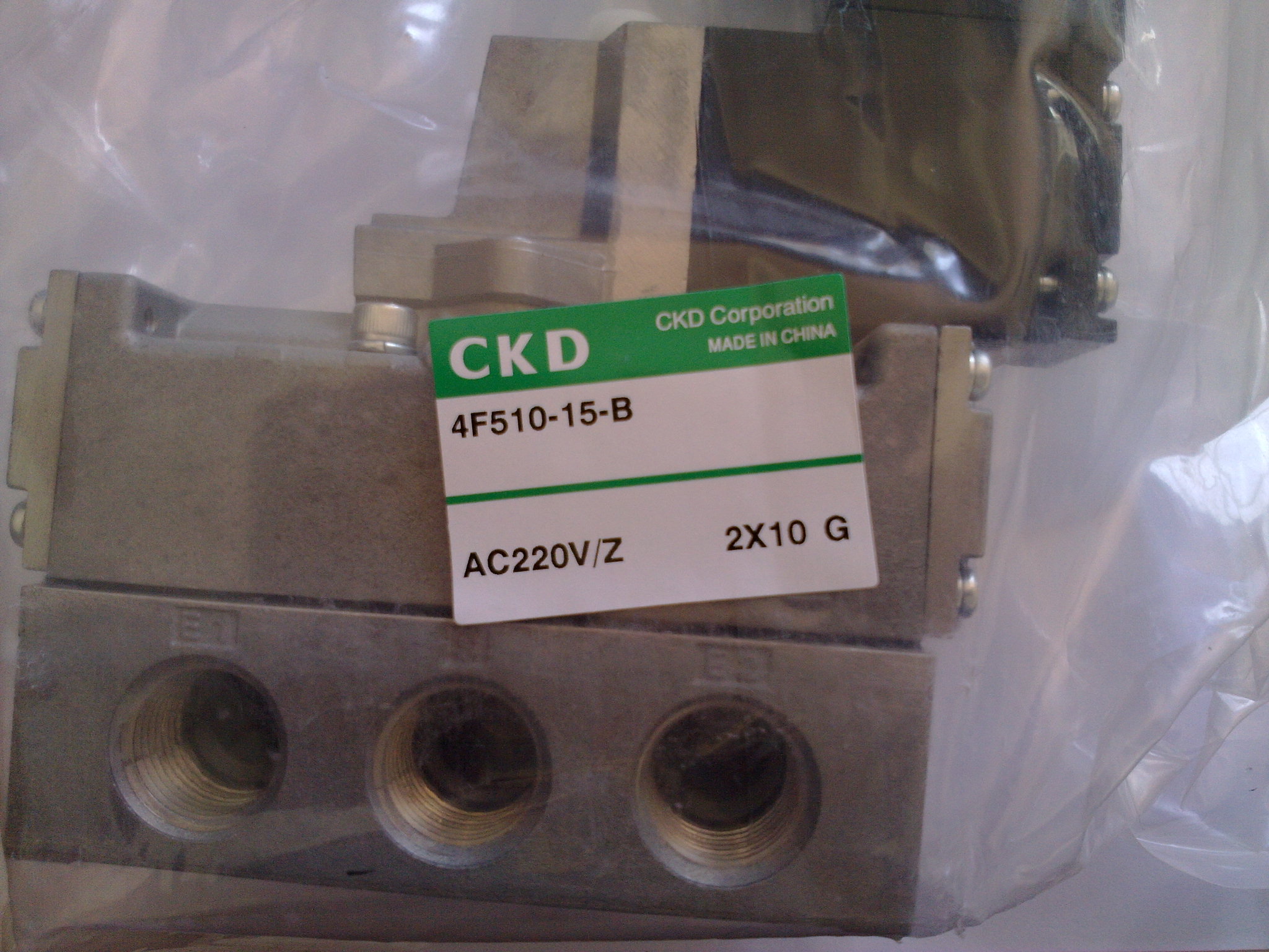 供应原装ckd电磁阀ad11-15a-02e-dc24v