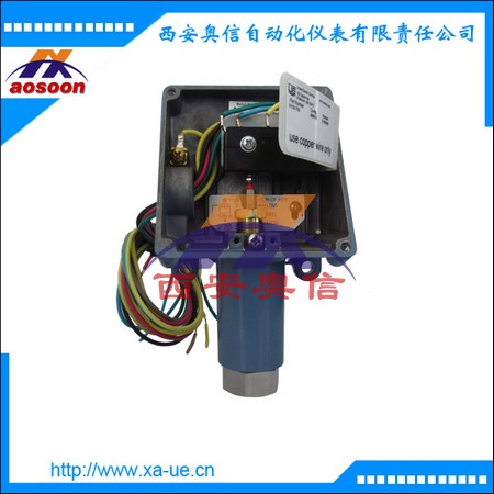 H100-702-1010雙刀雙擲壓力開關(guān) 美國UE壓力繼電器聯(lián)鎖PLC