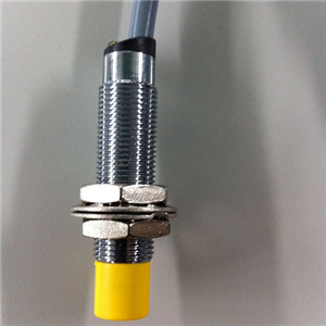 Ni15-G30-AP6X10-30VDC