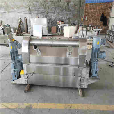 广州1500生活污泥成型机 煤泥 油泥切条机厂家