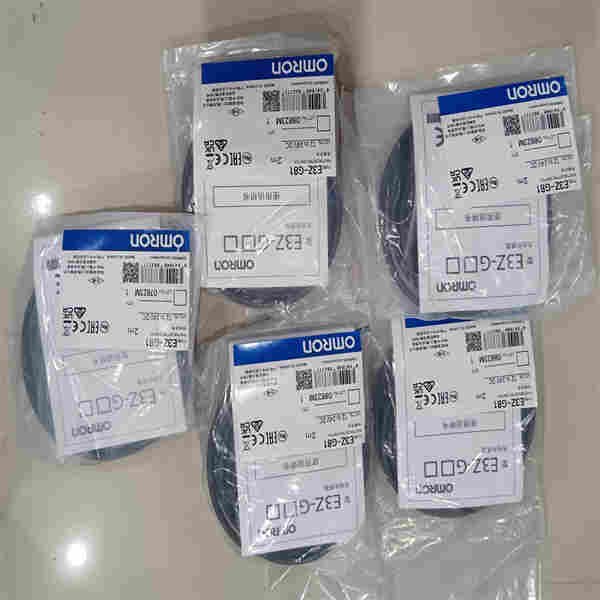 E3T-SL22 OMRON一字型傳感器用通信單元