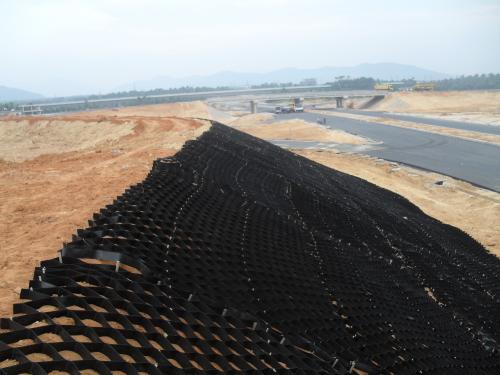 欢迎咨询——鹤岗塑料土工格室厂家——（鹤岗生产基地）