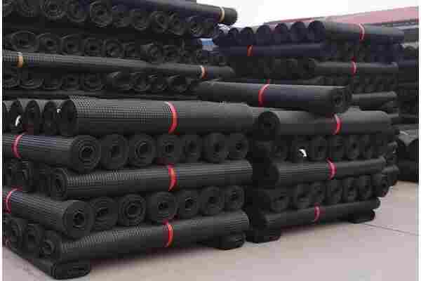 单向土工格栅厂家价格—-—四川泸州厂家里