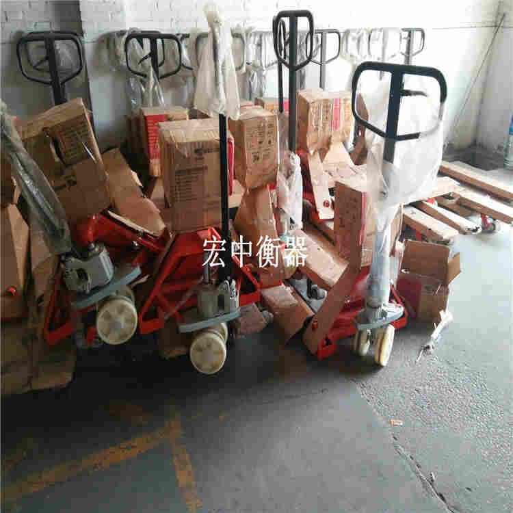 河源市3T带秤液压手动叉车2吨叉车秤