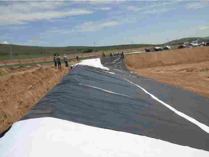 昭通昭阳复合土工膜—HDPE土工膜什么价复合土工膜两布一膜