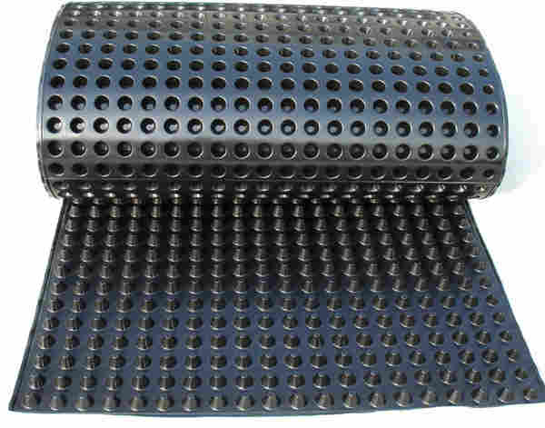 报价：蒙阴蓄排水板(规格)/集团公司欢迎您