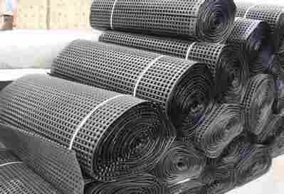 报价：新泰车排水板价格/集团公司欢迎您