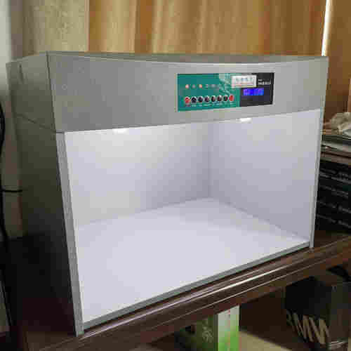 连州油漆对色灯箱,山城七光源比色箱