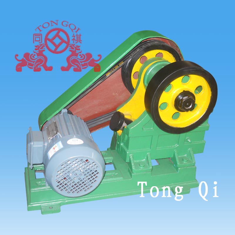 小型顎式破碎機PE100-60顎式破碎機