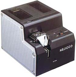 供應(yīng)自動螺絲供給機 808可調(diào)軌自動螺絲機2.0MM