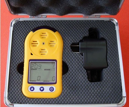 便携式可燃气体硫化氢氧气一氧化碳四合一气体检测仪/四合一气体检测仪/多种气体检测仪