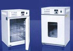 电热恒温培养箱  工矿企业食品加工培养箱  医药行业对微生物细菌培养试验箱