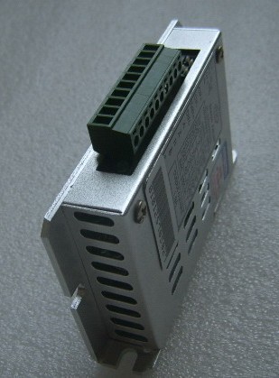原裝耐用十年今發(fā)明至SH-2H057M兩相步進(jìn)電機(jī)驅(qū)動器