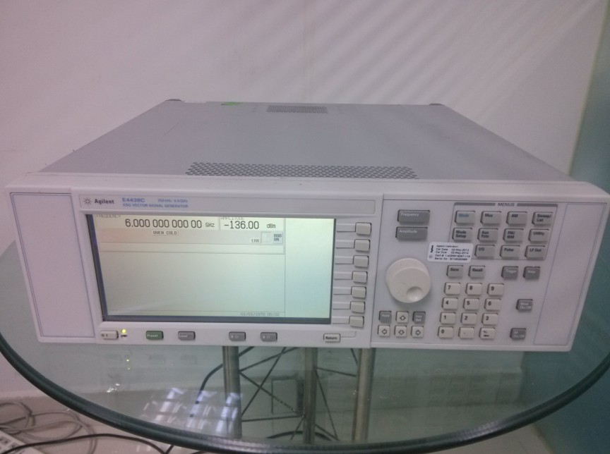 租賃Agilent E4438C信號發(fā)生器 250 kHz  3或 6 GHz