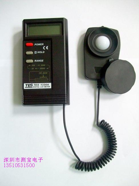 泰仕數(shù)字照度計TES-1330A 電子照度儀