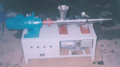 供應(yīng)真空練泥機(jī)