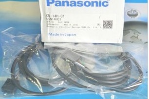 Panasonic松下連接器 CN-14H-C1