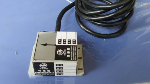 YH-360DC型油田數(shù)字化兩線制角位移傳感器