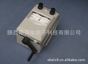 手搖式兆歐表ZC11D-1