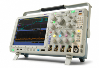 MDO4104B-6   全球首台内置频谱分析仪的示波器