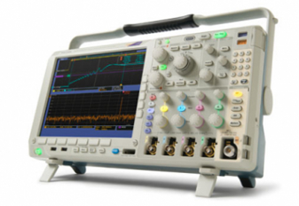 MDO4104B-6   全球首臺(tái)內(nèi)置頻譜分析儀的示波器