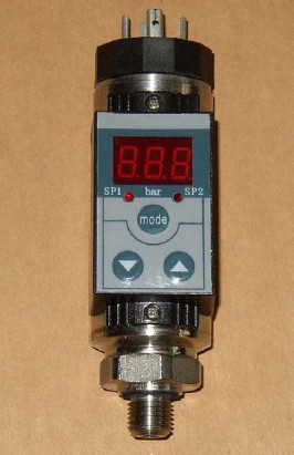 贺德克温度传感器EDS348-5-400-000