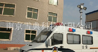 車載自動升降照明燈 車載升降照明燈 車載移動升降照明燈 車載應(yīng)急升降燈