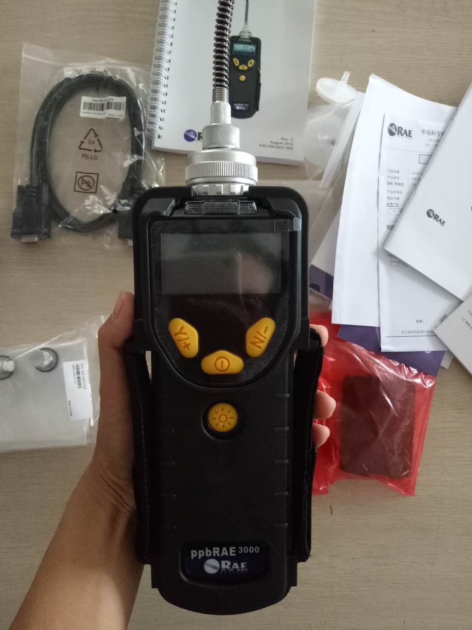 美国华瑞VOC检测仪内置温度湿度压力传感器自动湿度补偿保证测量精度