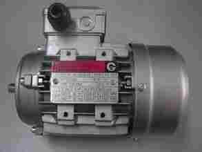 热卖CHIARAVALLI涡轮减速机