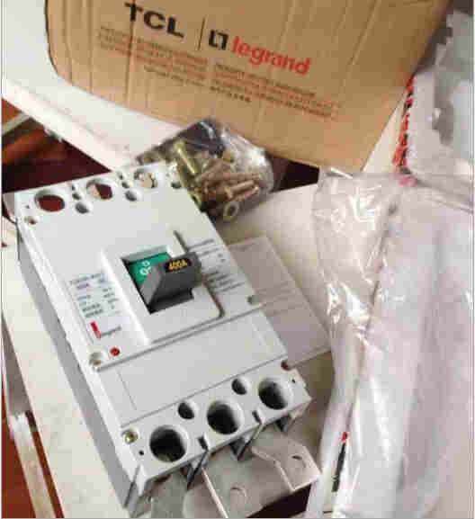 罗格朗塑壳断路器TLM1S-160/3 32A