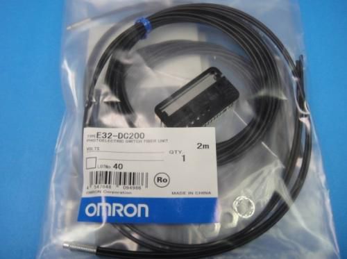 欧姆龙光纤传感器E32-CC200