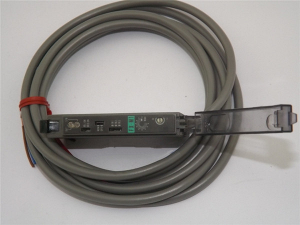 OMRON-E32-T15Z-2M光纤放大器