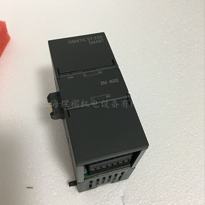 6ES7288-3AQ04-0AA0西門子PLC S7-smart200模擬量輸出模塊EMAQ04