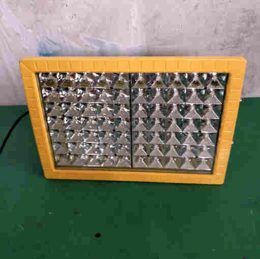 LED防爆灯LB9028-L150W