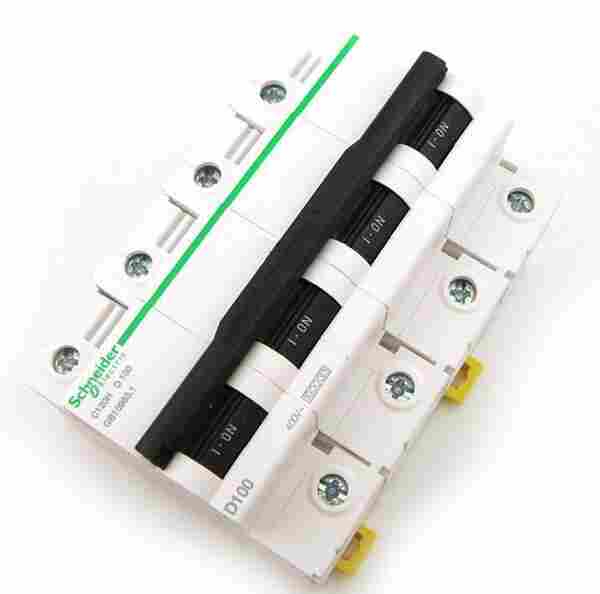 临汾市施耐德NSX塑壳断路器代理（一只也是批发价）