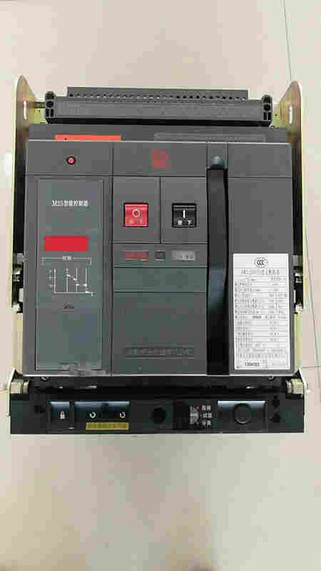 CW2-4000 2900A万能式断路器