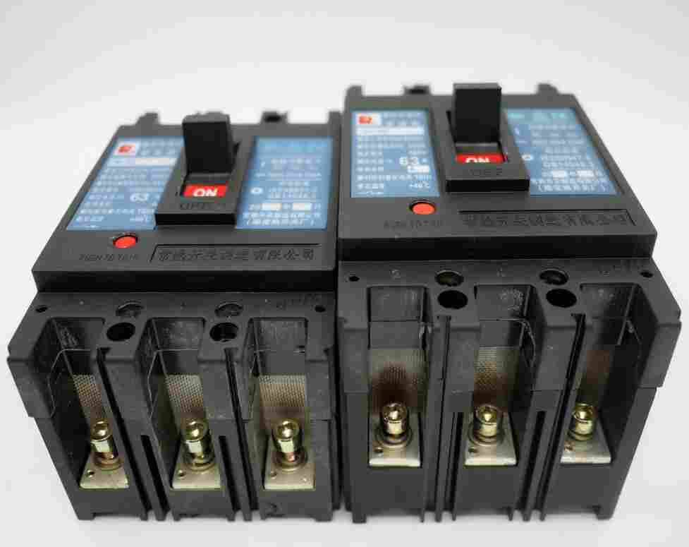 常熟开关CM3-100/4340价格/尺寸