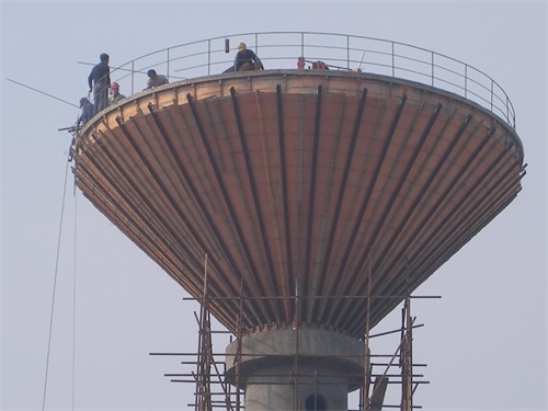 工程资讯:通化烟囱安装爬梯公司防腐刷漆价格优惠