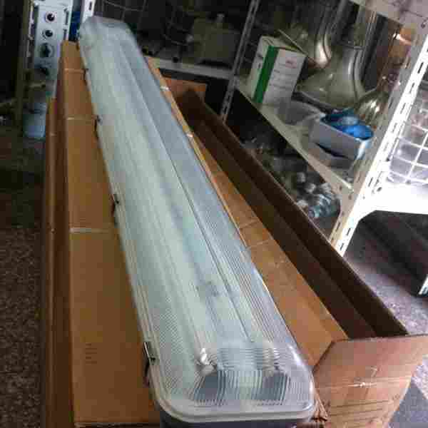 bay51-q-1*28w单管防爆防腐日光灯防潮防水防尘灯