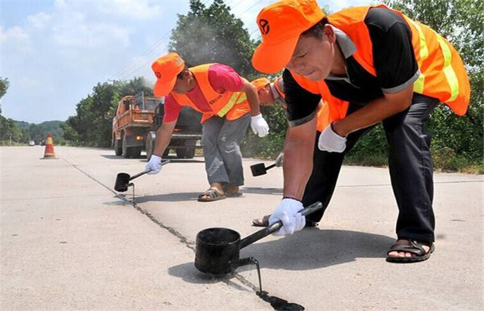 咸阳灌缝胶道路裂缝密封胶/道路裂缝密封胶厂家价格/