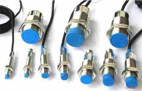 欧姆龙接近开关E2E-X2Y2-M1 E2E-X5Y1-M1