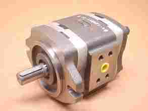 促销VOITH低压齿轮泵