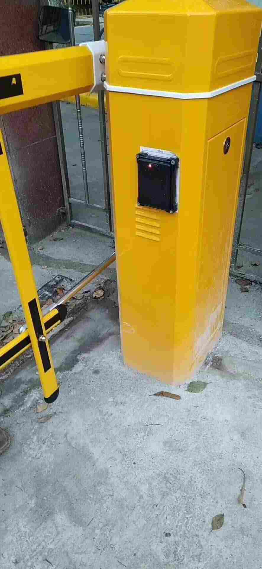 道闸防砸雷达在停车场设备里的重要性-太原飞凡