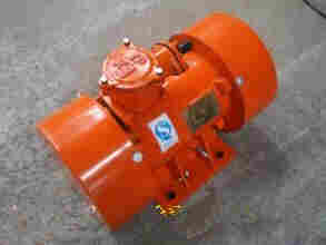 化工廠環(huán)境防爆振動電機(jī).YBZD-5-2振動電機(jī)