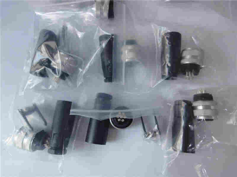 R900223890进口力士乐比例阀七芯插头