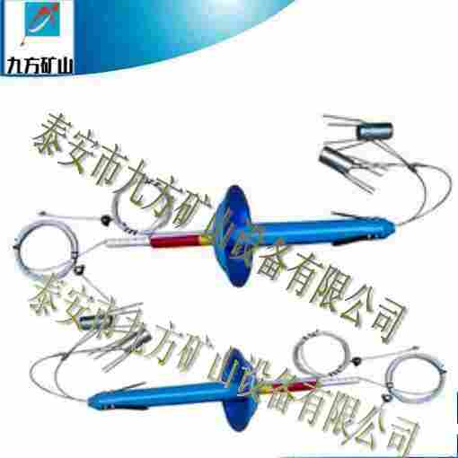 KBU-200頂?shù)装逡平繖z測(cè)儀