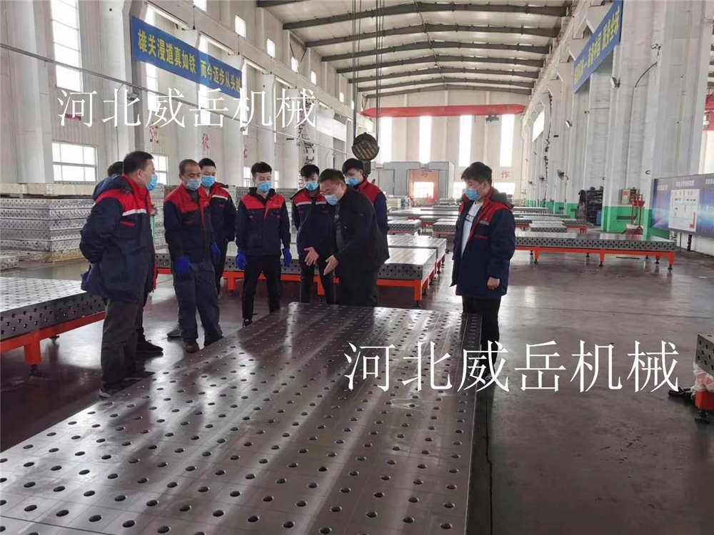 鑄鐵裝配平臺泊頭發貨鑄鐵平臺威岳老廠區處理 