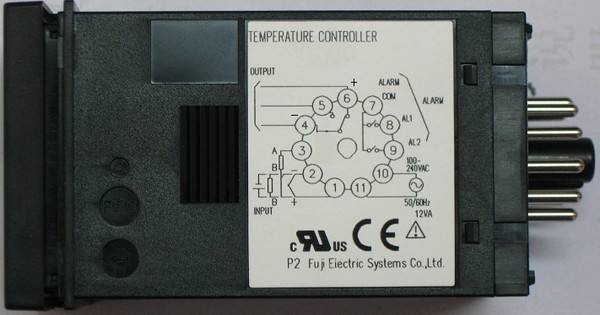供應(yīng)日本富士PXV5TEY2-1V000-A溫控表