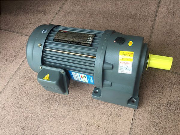 萬(wàn)鑫直銷(xiāo)GH/GV28-400低噪音減速機(jī)